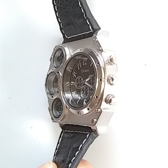 Oulm watch - Picture 4 of 5